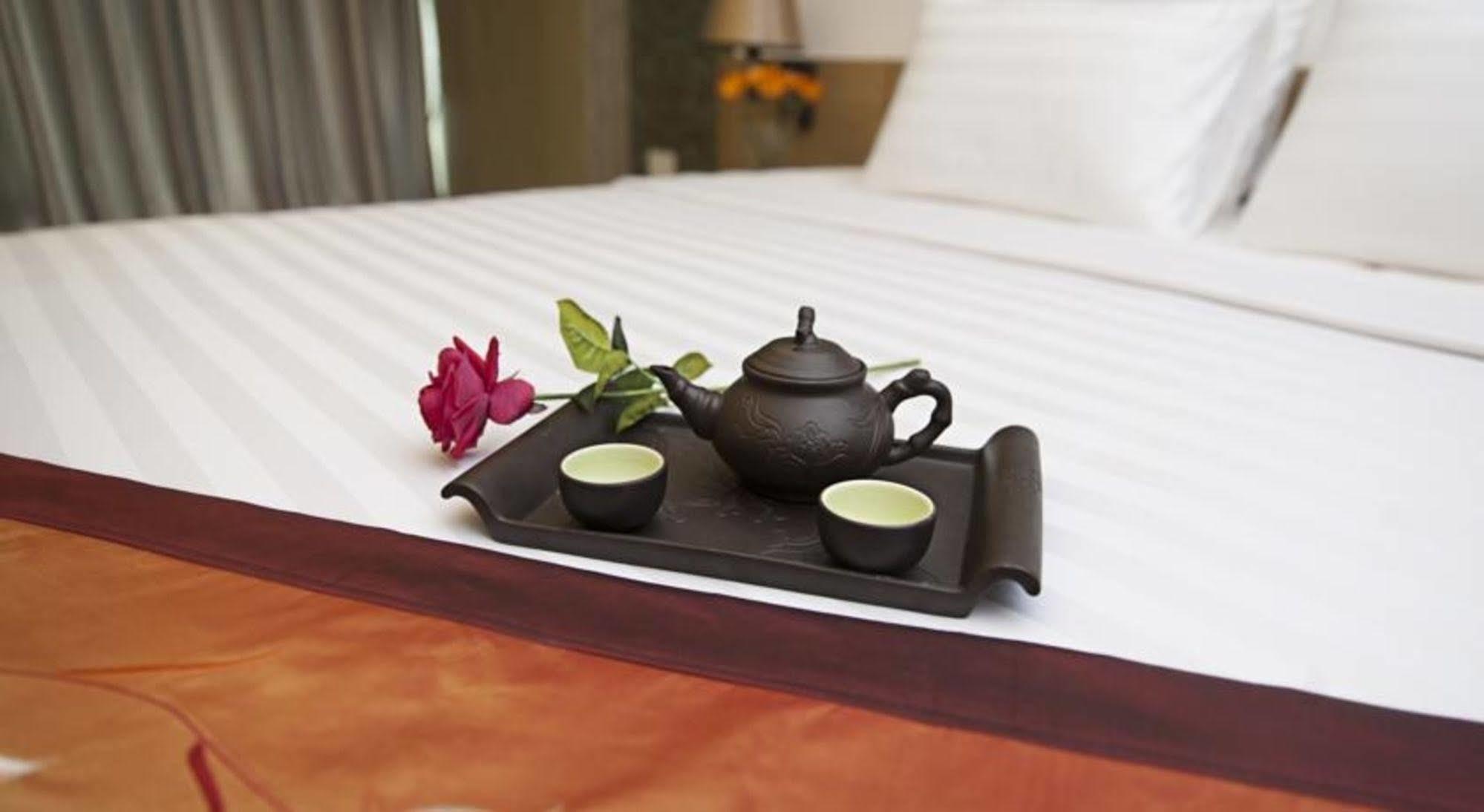 Thai Binh Hotel - Hong Vina Хошимин Екстериор снимка